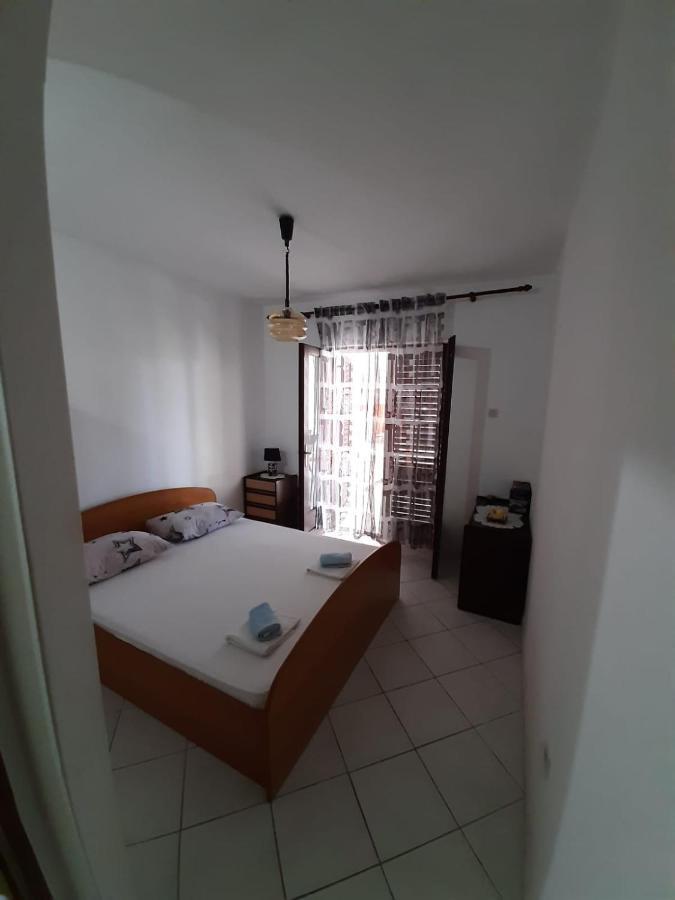 Vistica Apartment'S Podaca Exterior photo